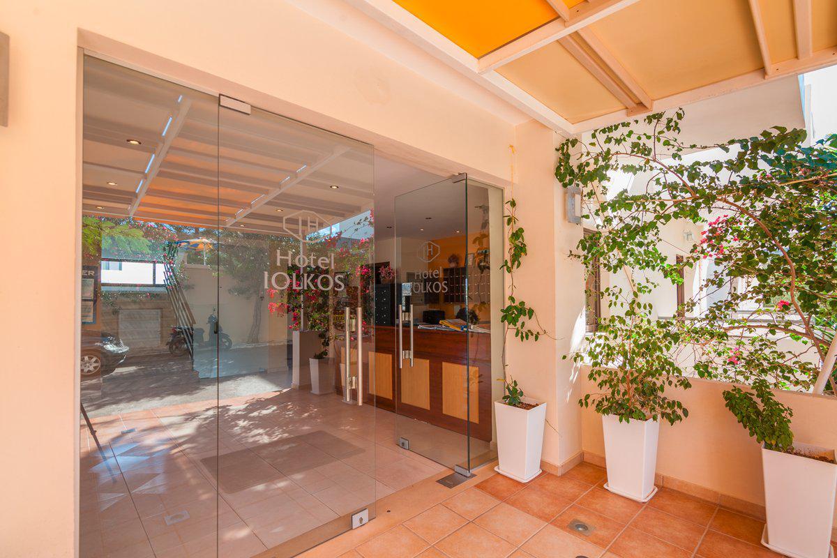 Iolkos Hotel Karpathos Exterior photo